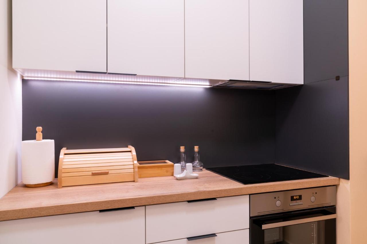 Apartman G8 Deluxe ปาเล ภายนอก รูปภาพ