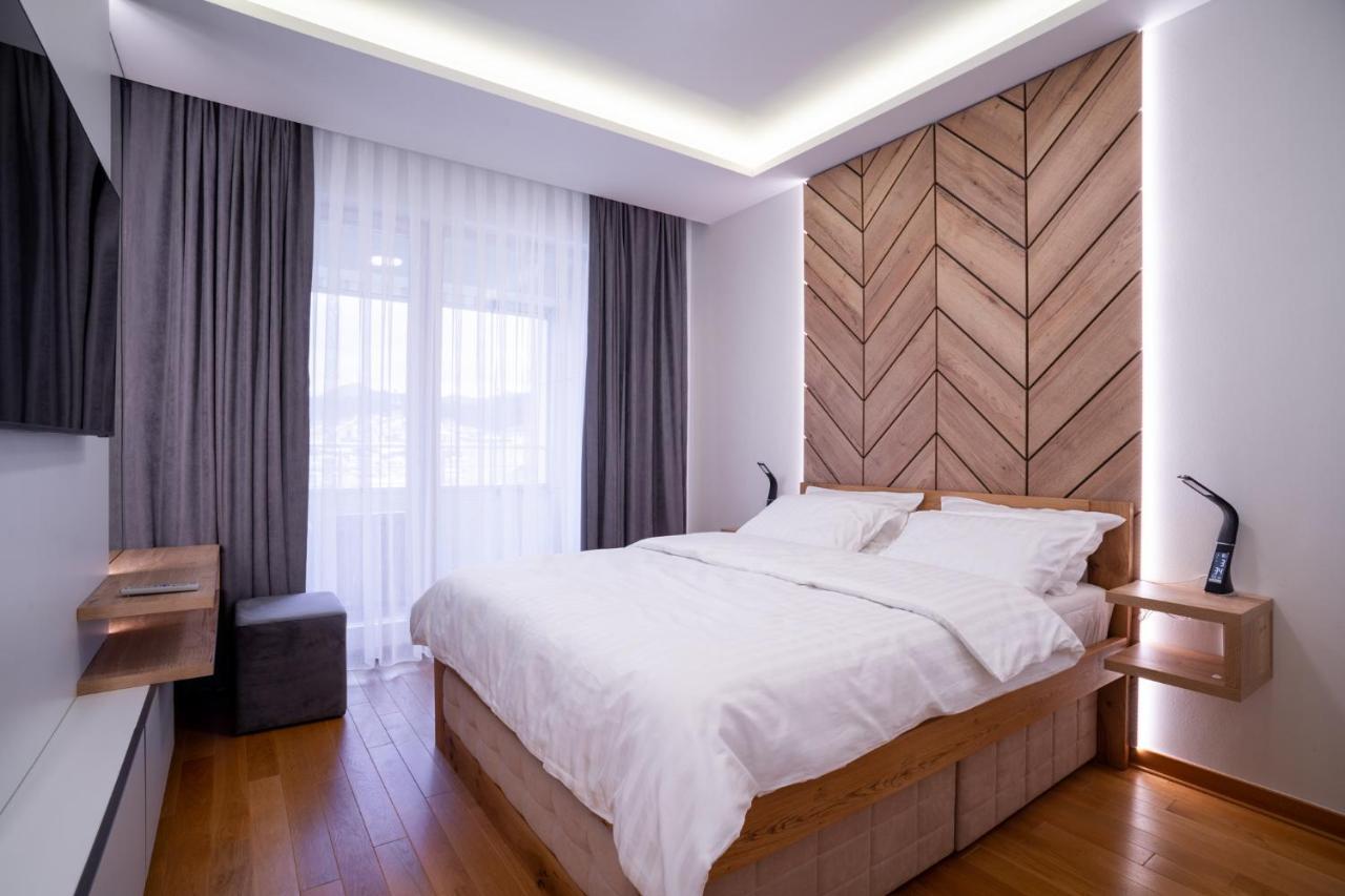 Apartman G8 Deluxe ปาเล ภายนอก รูปภาพ