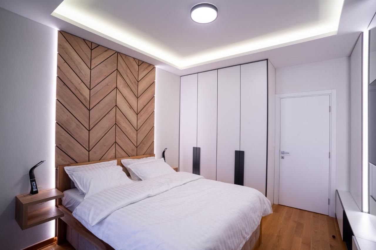 Apartman G8 Deluxe ปาเล ภายนอก รูปภาพ